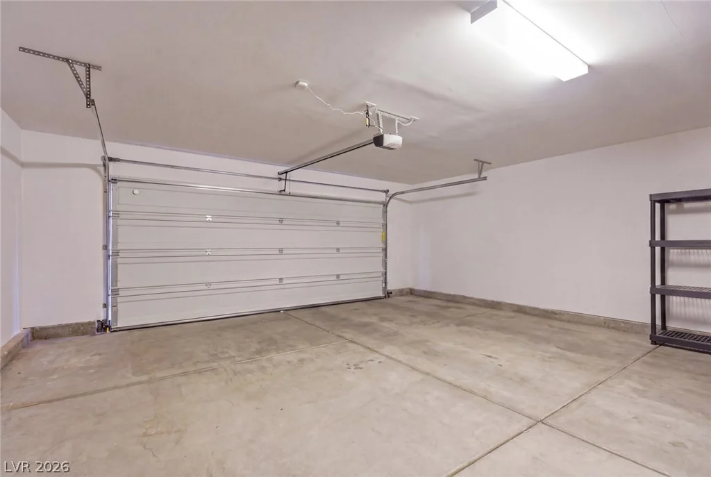6138 Foxes Dale, Las Vegas, NV 89166