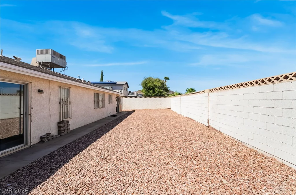 439 Sunburst, Henderson, NV 89002