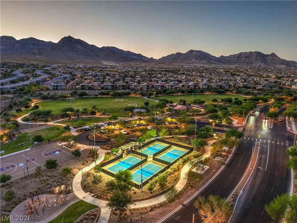 12255 CRYSTAL SHORE, Las Vegas, NV 89138