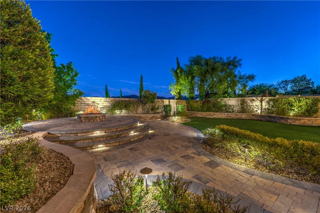 12255 CRYSTAL SHORE, Las Vegas, NV 89138