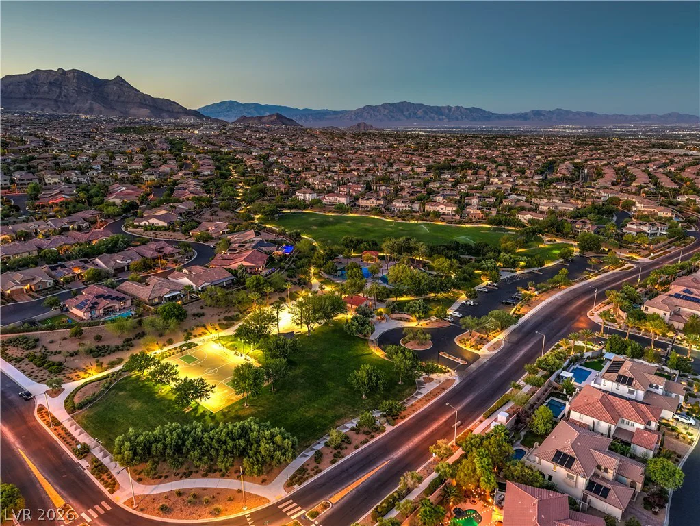 12255 CRYSTAL SHORE, Las Vegas, NV 89138