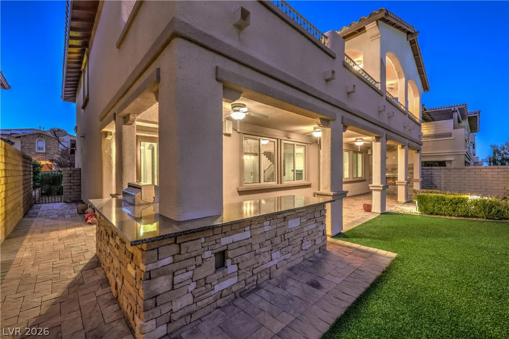 12255 CRYSTAL SHORE, Las Vegas, NV 89138