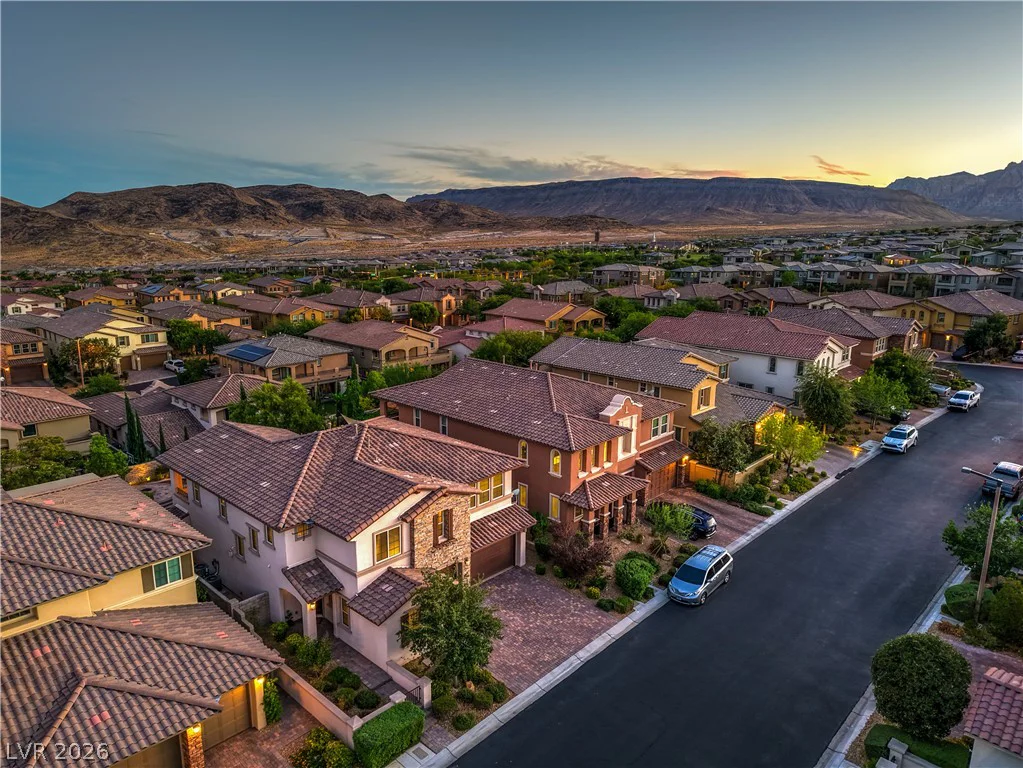12255 CRYSTAL SHORE, Las Vegas, NV 89138
