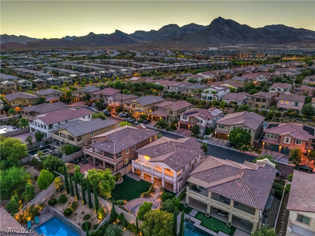 12255 CRYSTAL SHORE, Las Vegas, NV 89138
