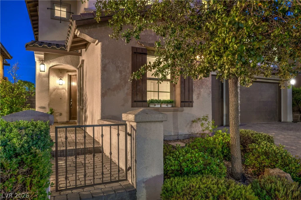 12255 CRYSTAL SHORE, Las Vegas, NV 89138