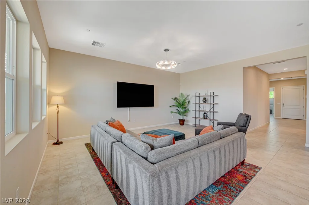 10124 Meandering Dell, Las Vegas, NV 89166