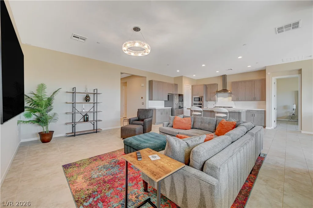 10124 Meandering Dell, Las Vegas, NV 89166
