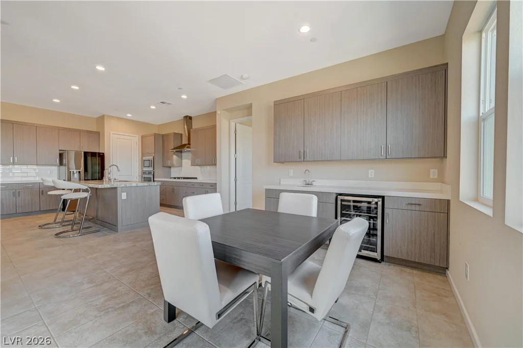 10124 Meandering Dell, Las Vegas, NV 89166