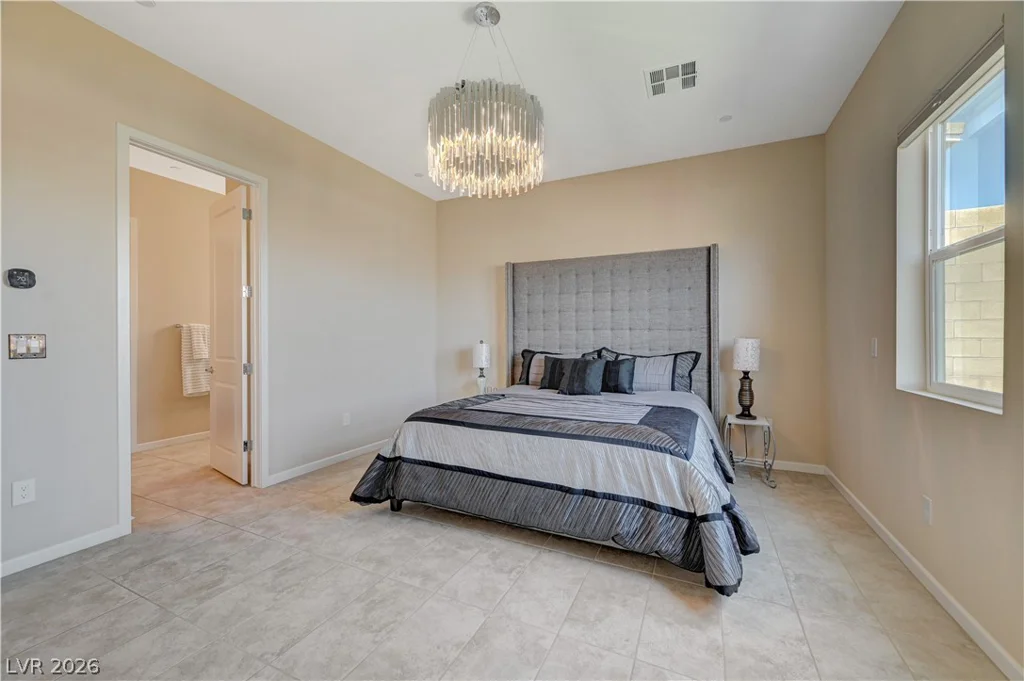 10124 Meandering Dell, Las Vegas, NV 89166
