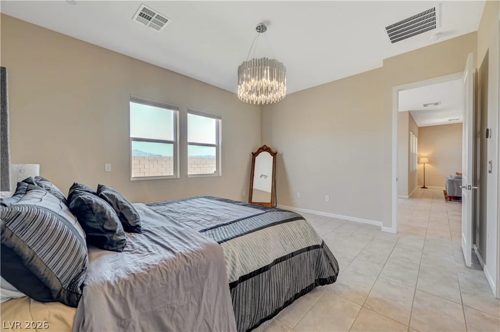 10124 Meandering Dell, Las Vegas, NV 89166
