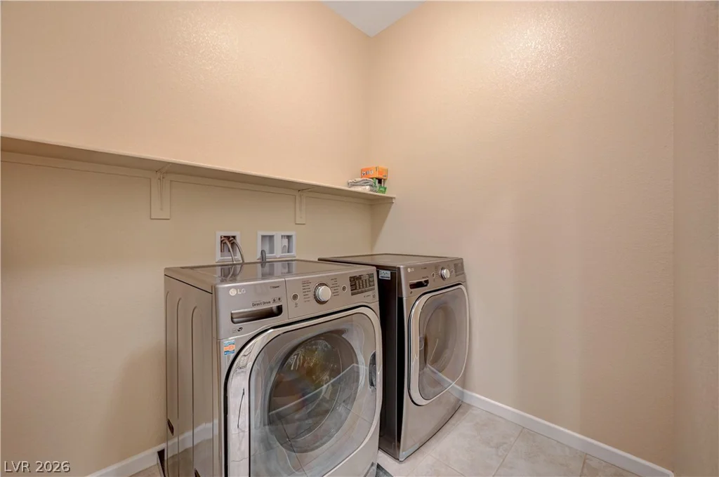 10124 Meandering Dell, Las Vegas, NV 89166