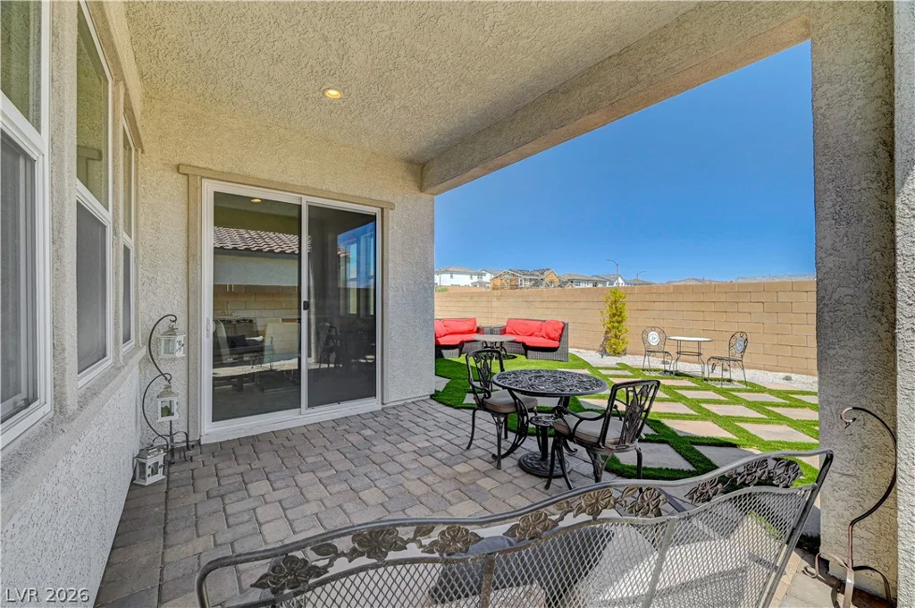 10124 Meandering Dell, Las Vegas, NV 89166