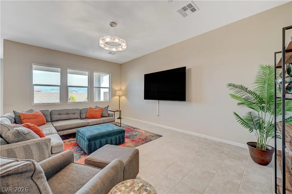 10124 Meandering Dell, Las Vegas, NV 89166