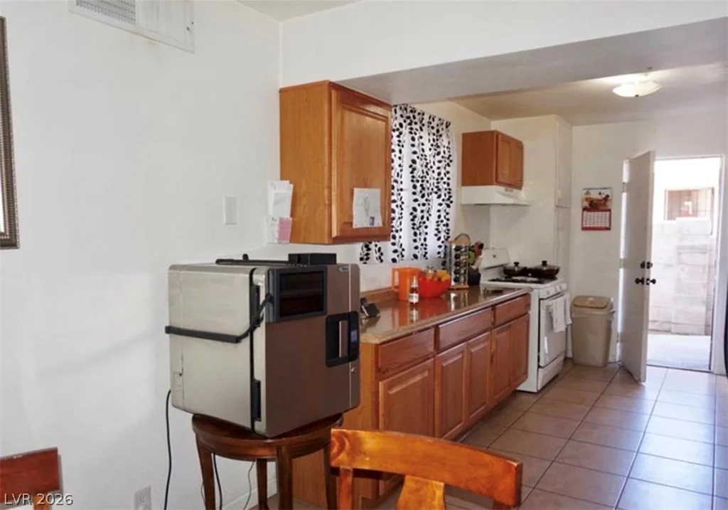 709 11th, Las Vegas, NV 89101
