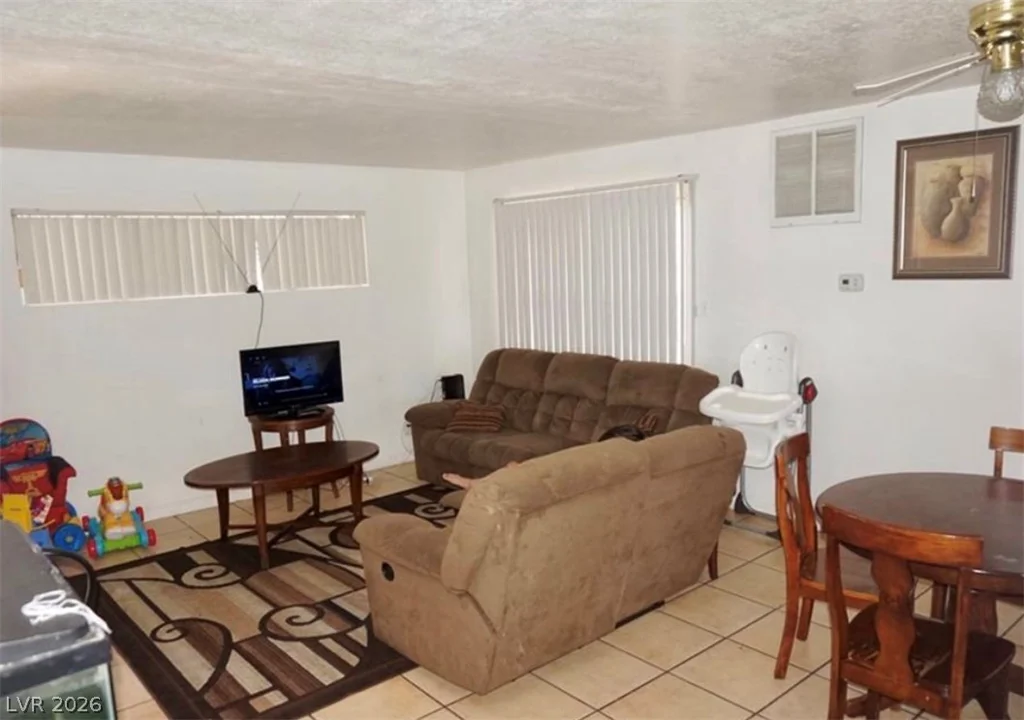 709 11th, Las Vegas, NV 89101