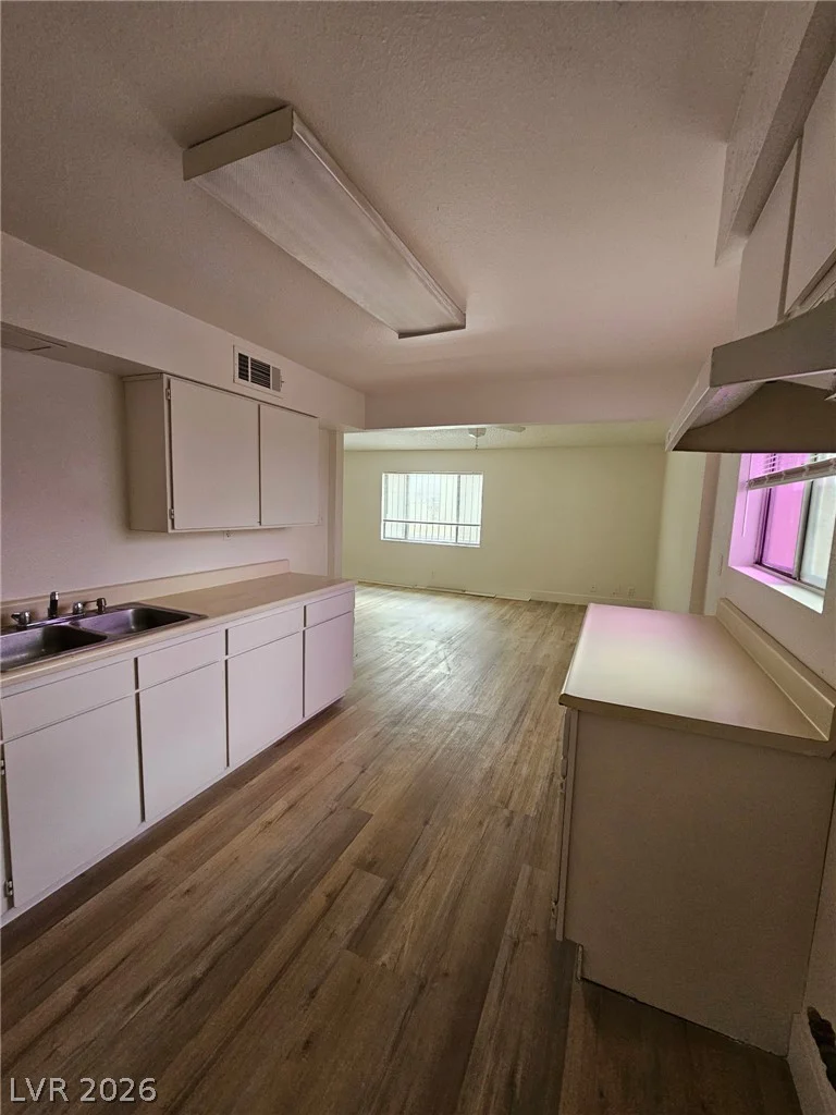 709 11th, Las Vegas, NV 89101