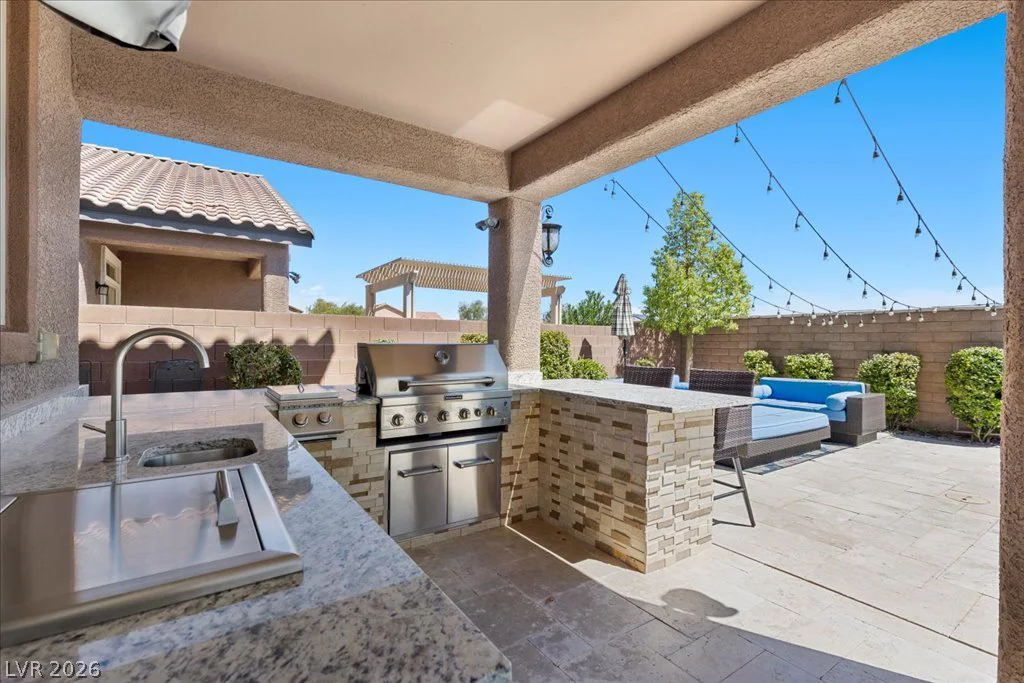 10334 Mopan, Las Vegas, NV 89178