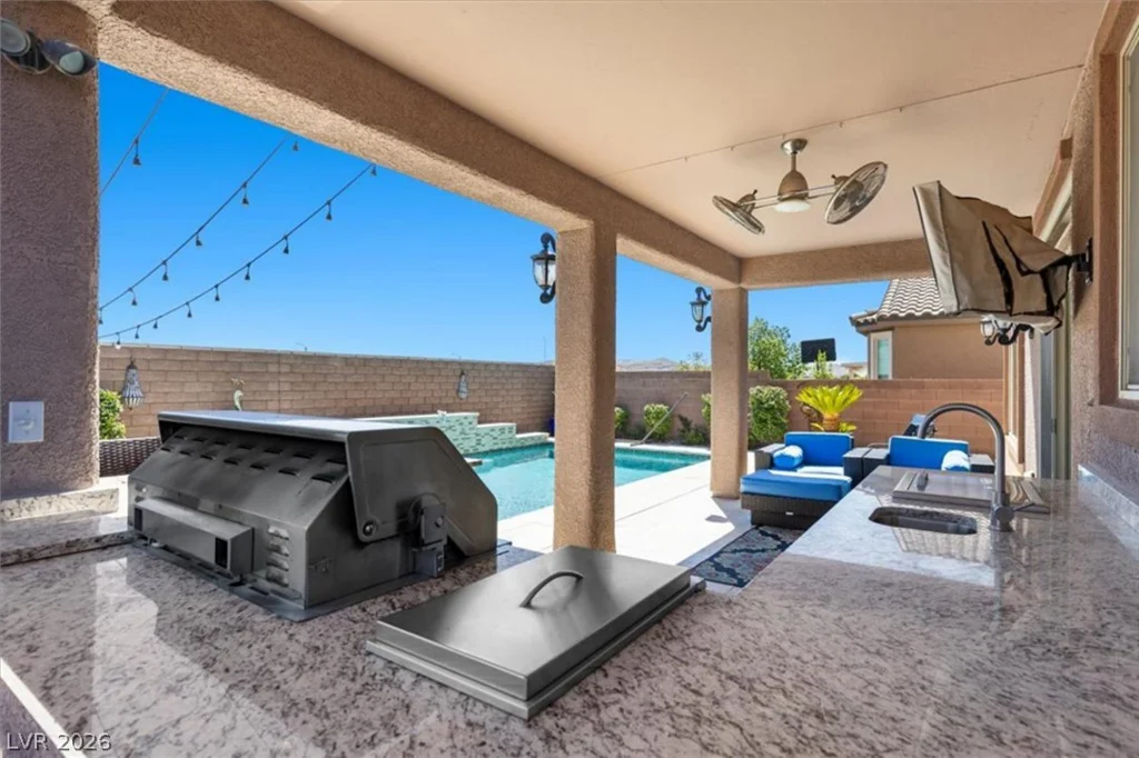 10334 Mopan, Las Vegas, NV 89178
