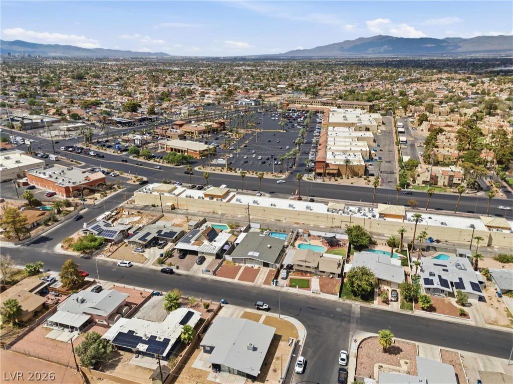 5135 Champions, Las Vegas, NV 89142