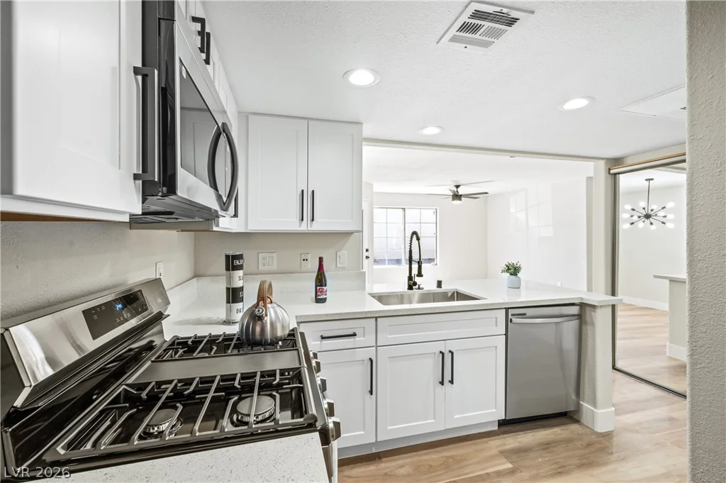 1830 Pecos, Las Vegas, NV 89115