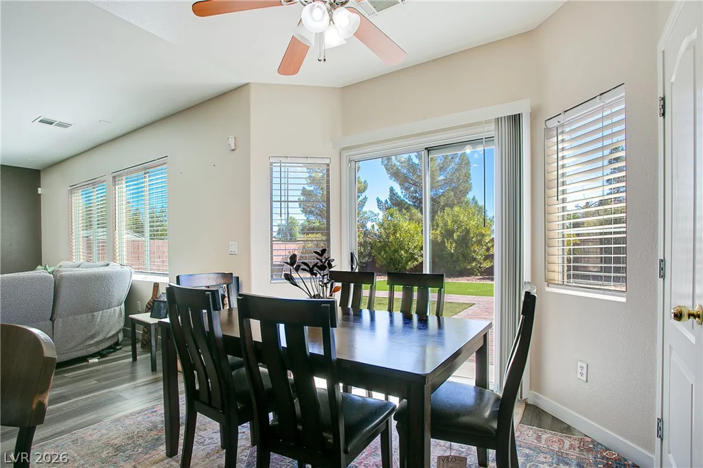 5520 Oatfield, North Las Vegas, NV 89081