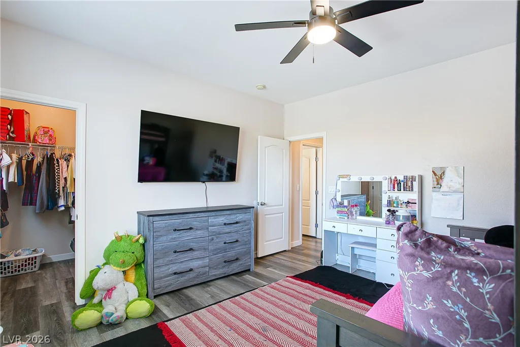 5520 Oatfield, North Las Vegas, NV 89081