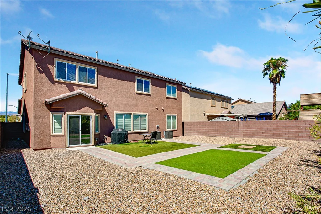 5520 Oatfield, North Las Vegas, NV 89081