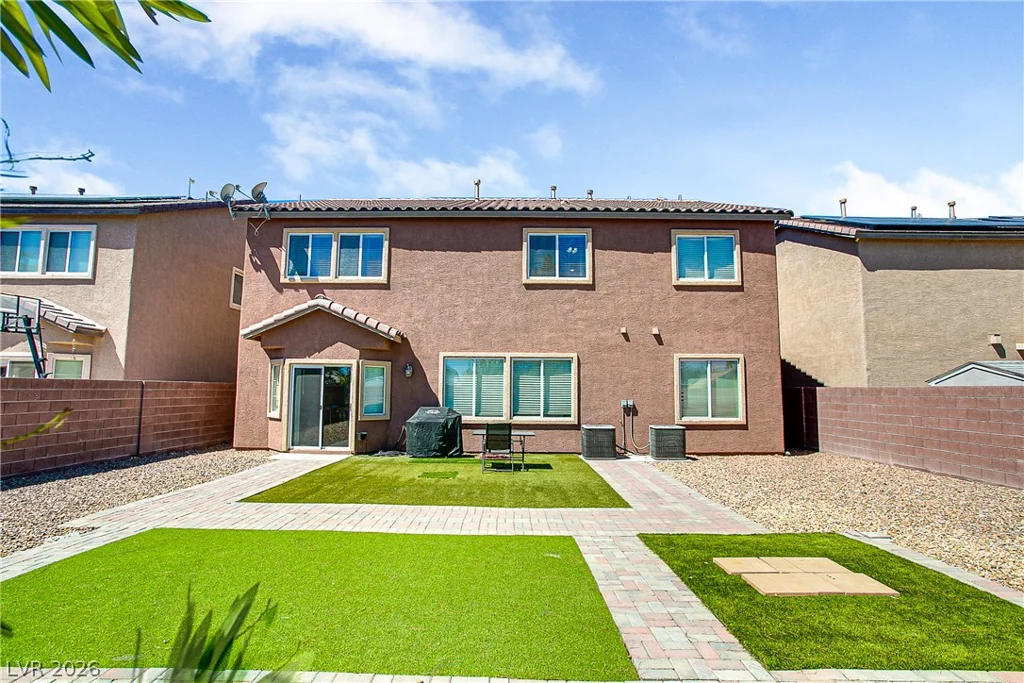 5520 Oatfield, North Las Vegas, NV 89081