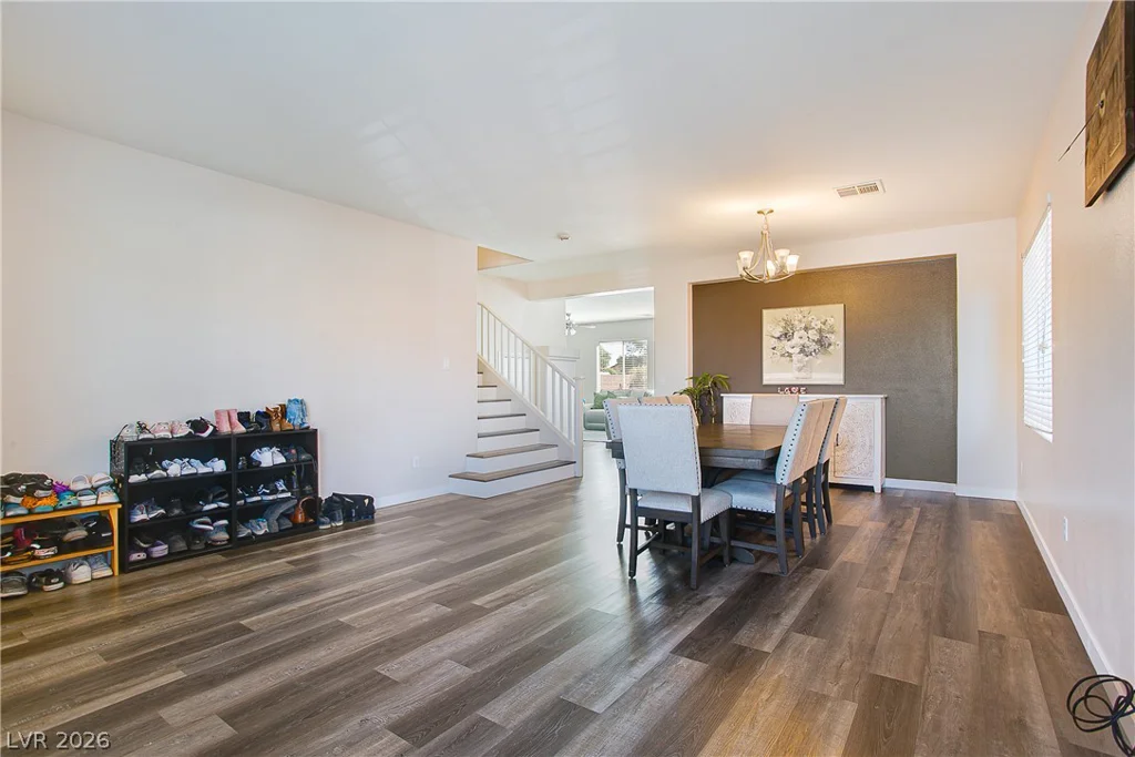 5520 Oatfield, North Las Vegas, NV 89081