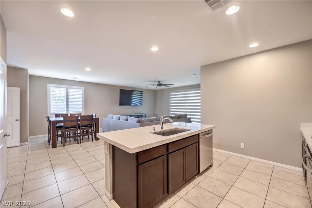 4658 Chestnut Tiger, North Las Vegas, NV 89031