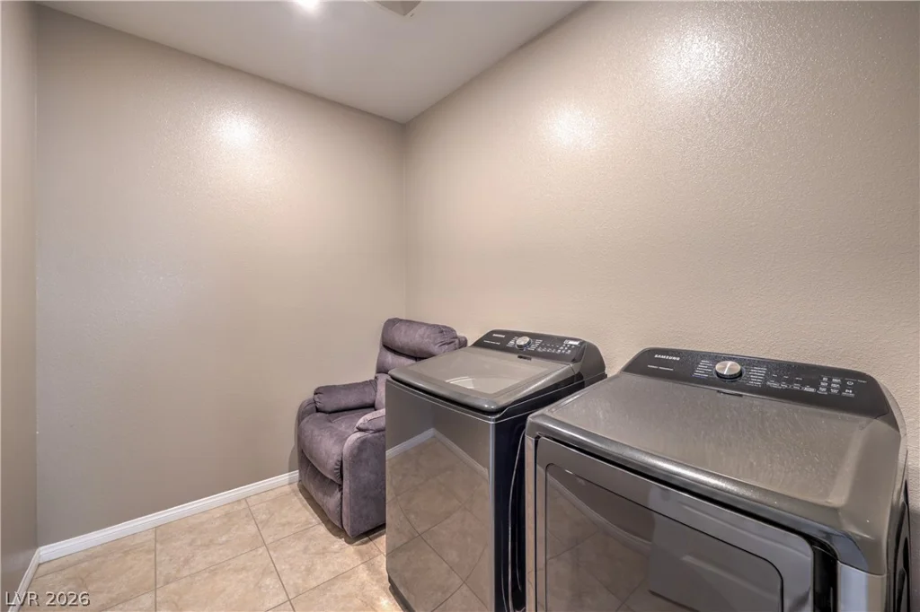 4658 Chestnut Tiger, North Las Vegas, NV 89031