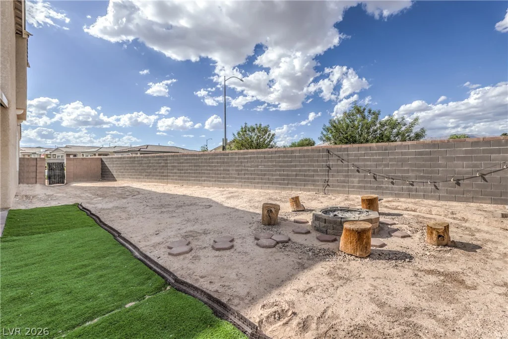 4658 Chestnut Tiger, North Las Vegas, NV 89031