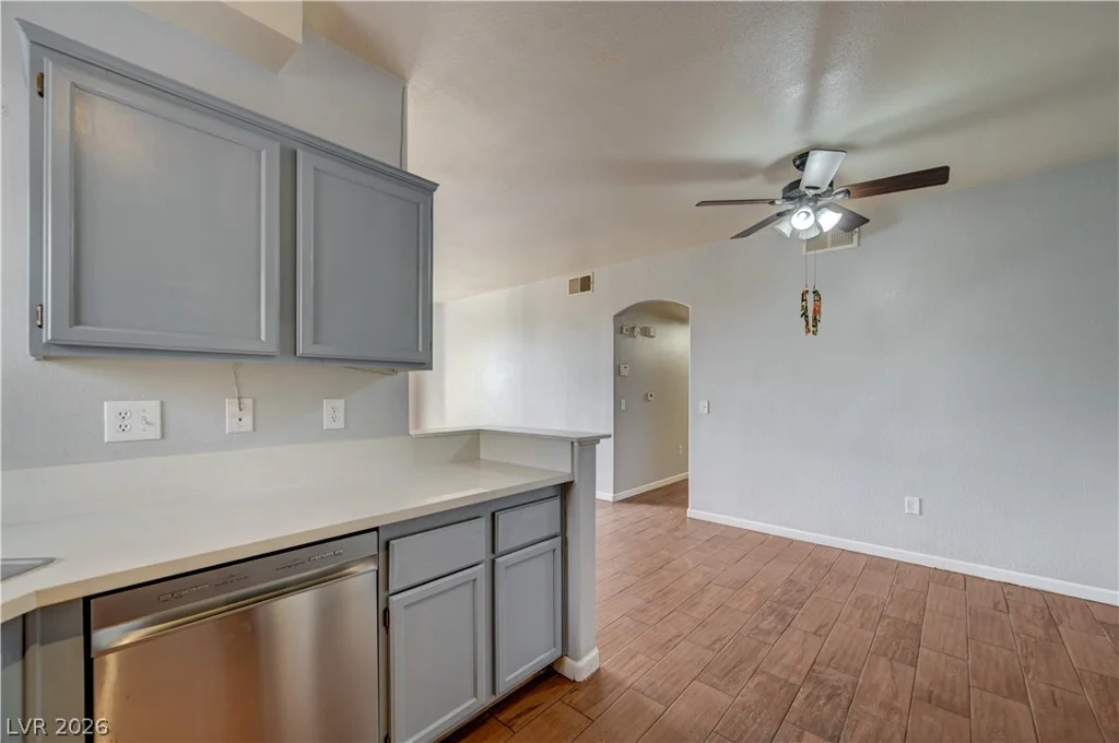 1405 Nellis, Las Vegas, NV 89104