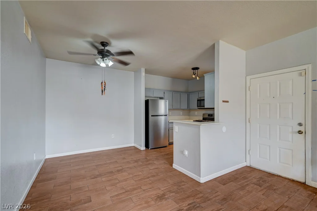 1405 Nellis, Las Vegas, NV 89104