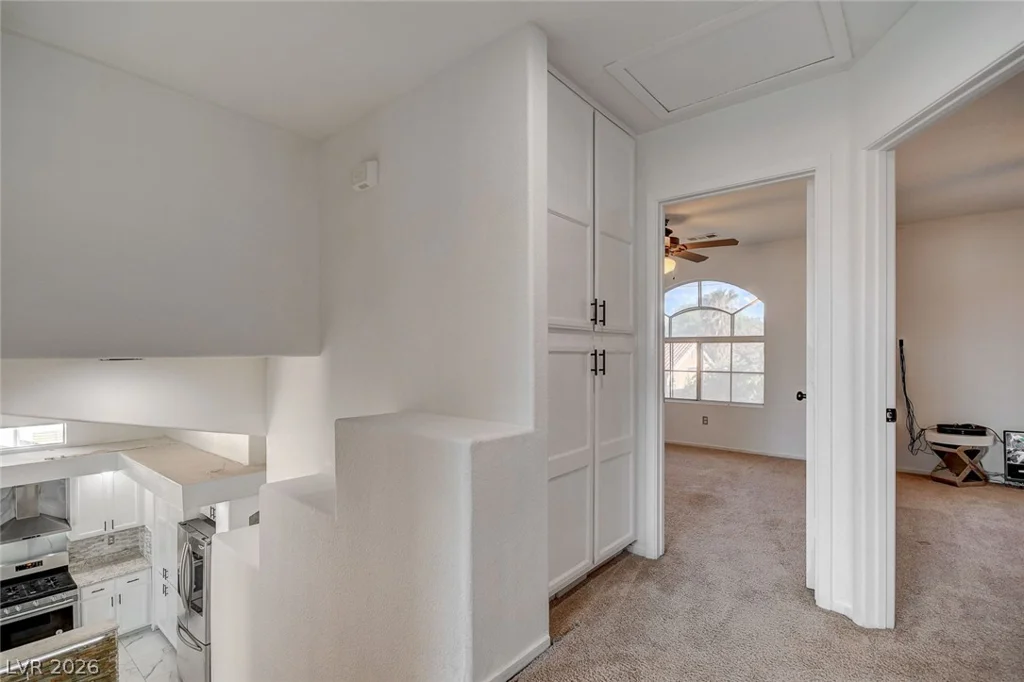 1496 Silver Glen, Las Vegas, NV 89123