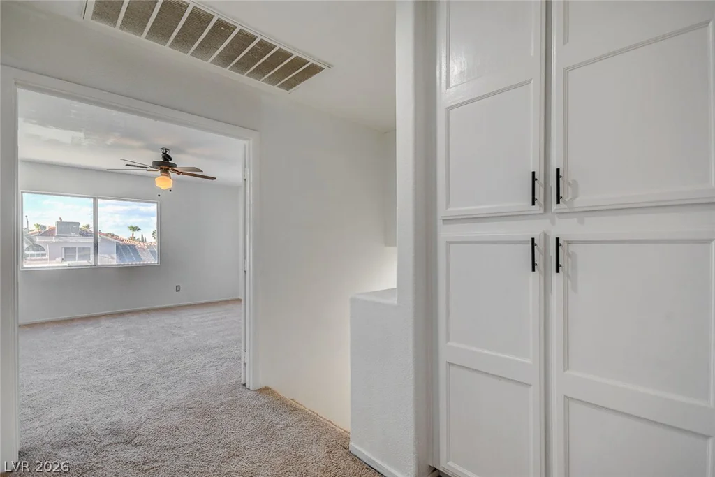 1496 Silver Glen, Las Vegas, NV 89123