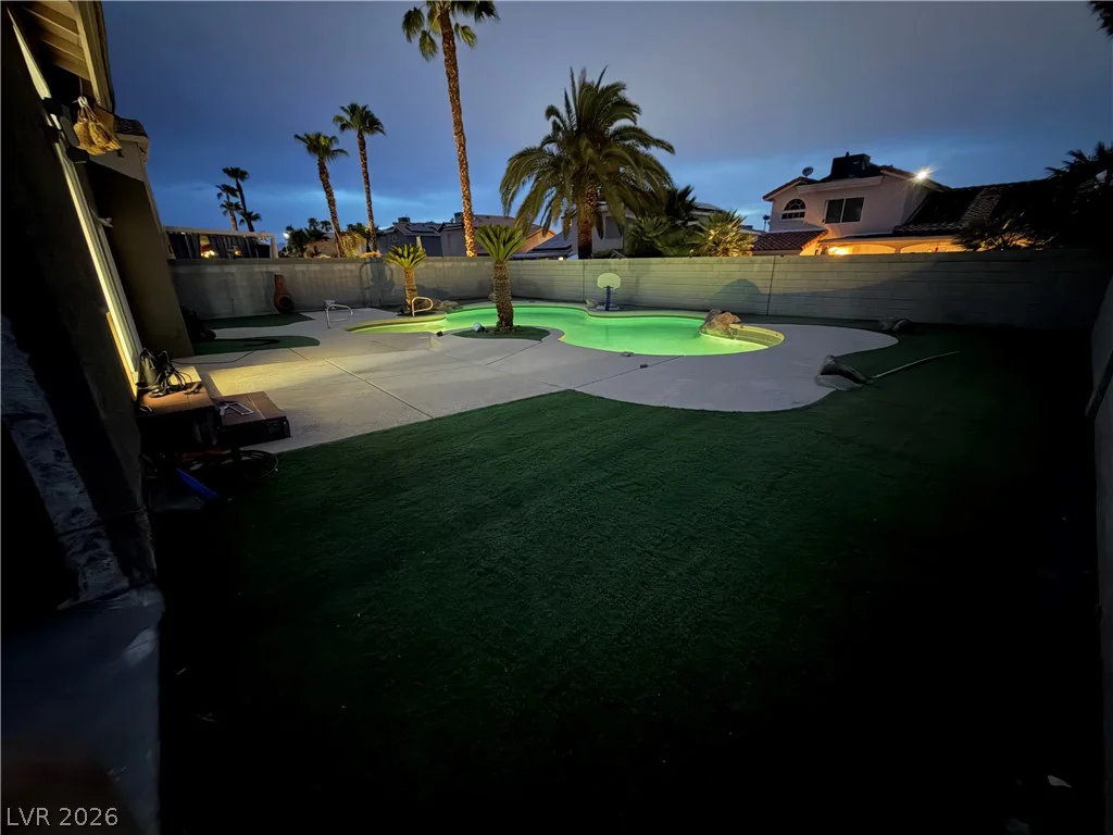 1496 Silver Glen, Las Vegas, NV 89123