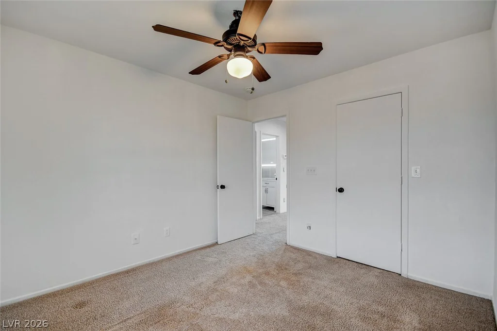 1496 Silver Glen, Las Vegas, NV 89123