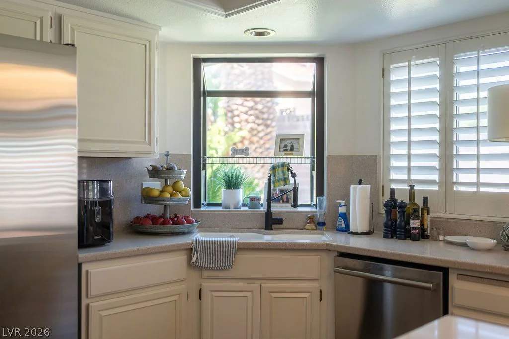8420 Eddy Stone, Las Vegas, NV 89117