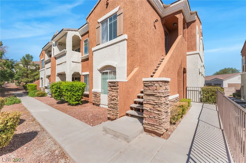 9303 GILCREASE, Las Vegas, NV 89149
