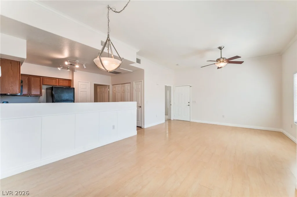 9303 GILCREASE, Las Vegas, NV 89149