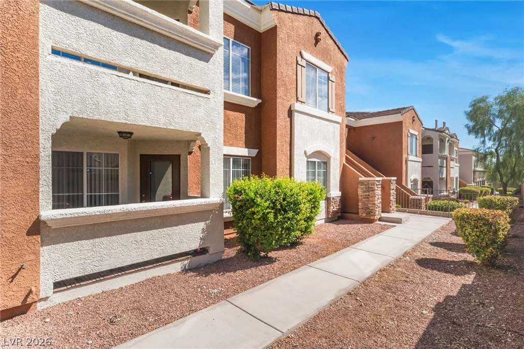 9303 GILCREASE, Las Vegas, NV 89149