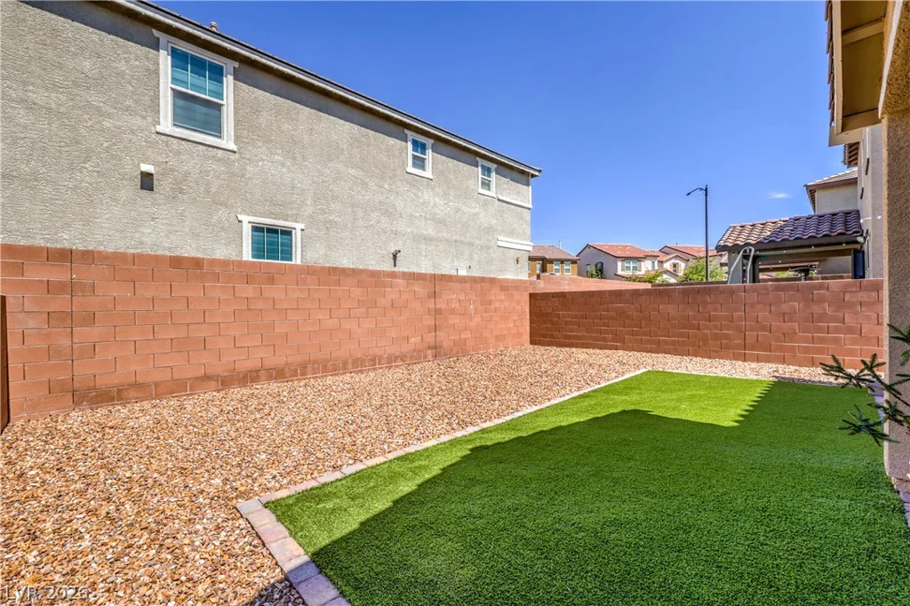 2850 Rolling Brook, Henderson, NV 89044