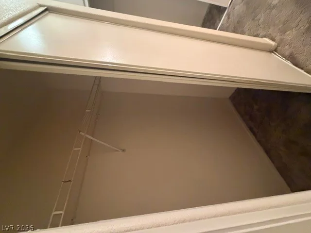 5751 Hacienda, Las Vegas, NV 89122