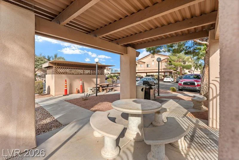 5751 Hacienda, Las Vegas, NV 89122