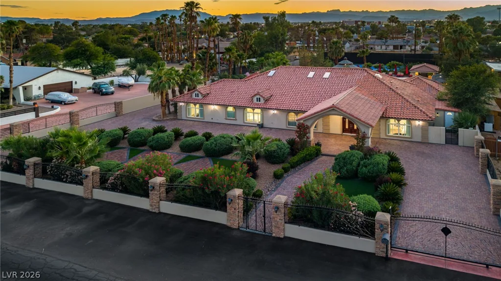 1355 Westwind, Las Vegas, NV 89146