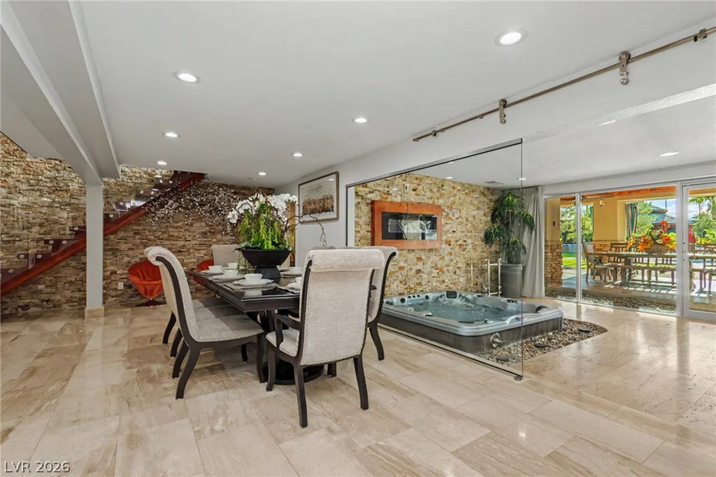 1355 Westwind, Las Vegas, NV 89146