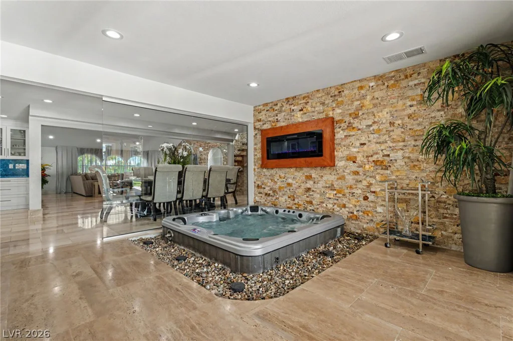 1355 Westwind, Las Vegas, NV 89146
