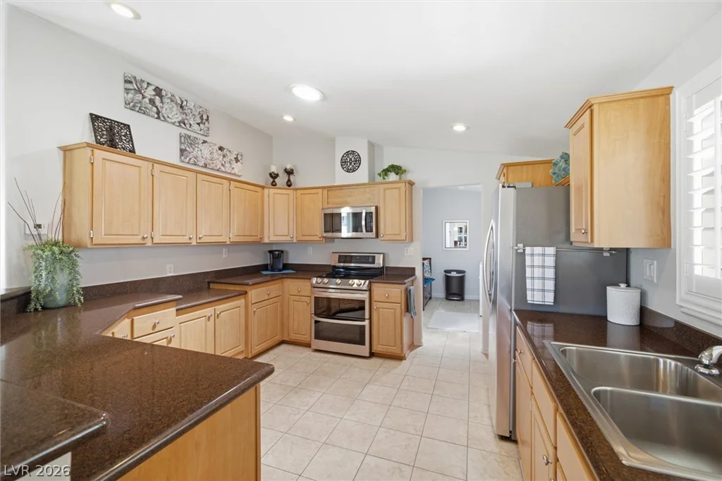 391 Inverness, Pahrump, NV 89048