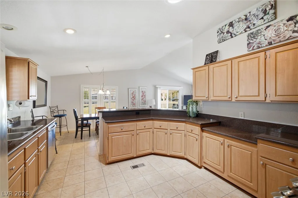 391 Inverness, Pahrump, NV 89048